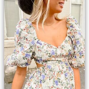 Mable Floral Fields Ruffle Mini Dress Women's Small White Blue Puff Sleeve
